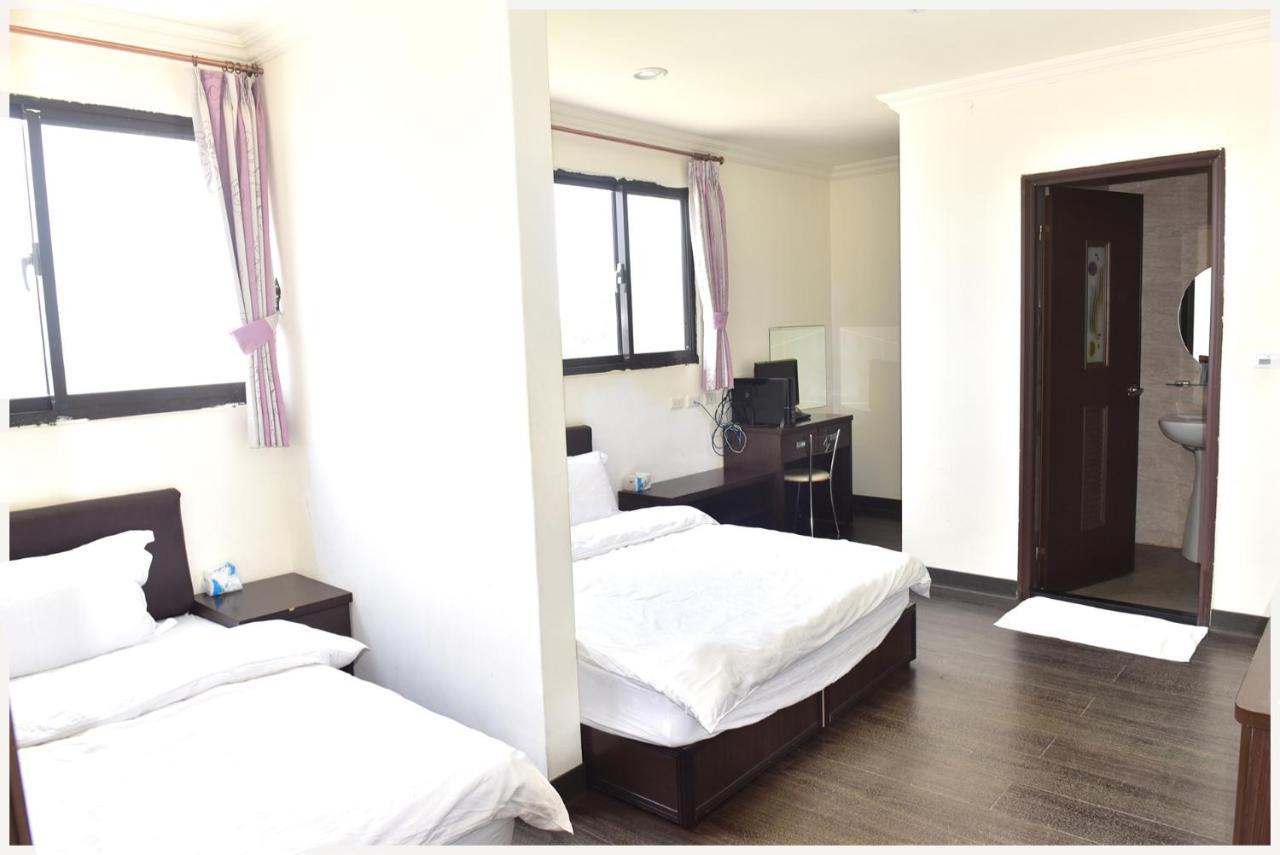Lian-Yuan Homestay No. 1 난간 외부 사진
